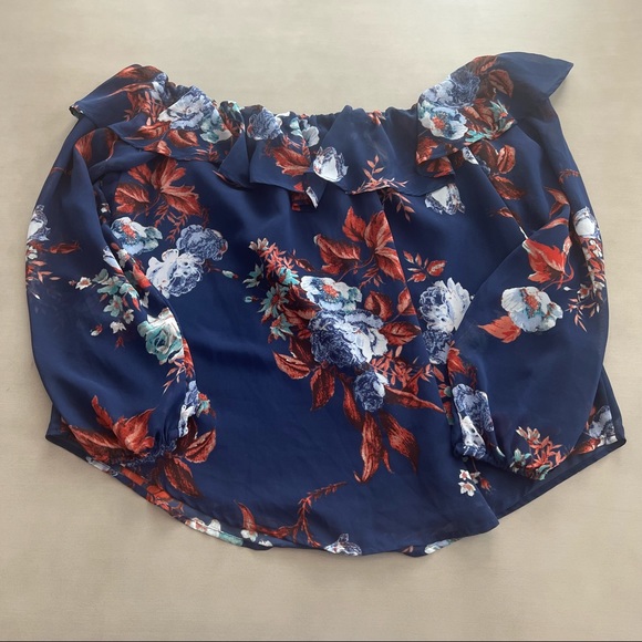 3/$18 PROMO - Flowy Off Shoulder Blouse with Tie Neck from Belle Sky - Size L - Picture 3 of 6